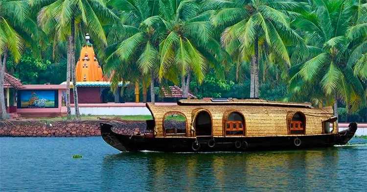 Kerala, passeio de barco